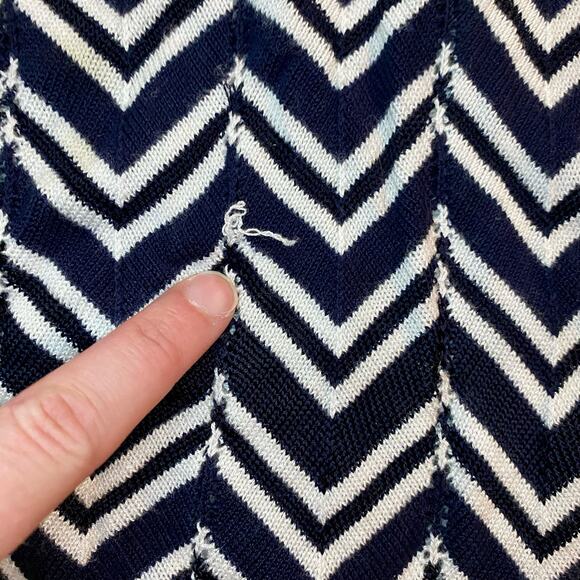 White House Black Market Navy Chevron Sweater Top Tunic Women Medium - Picture 14 of 15